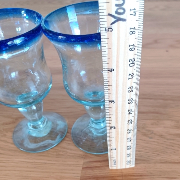 Pair of Mexican Hand-blown Cobalt Blue Shot Glasses - Picture 4 of 6